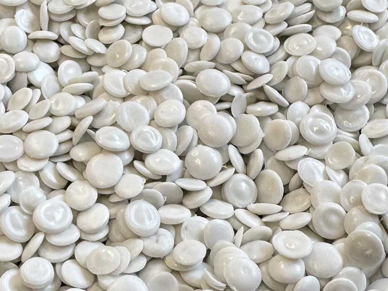 Granulat-slomka-Green-Koltex Regranulat słomka / natural Green Koltex